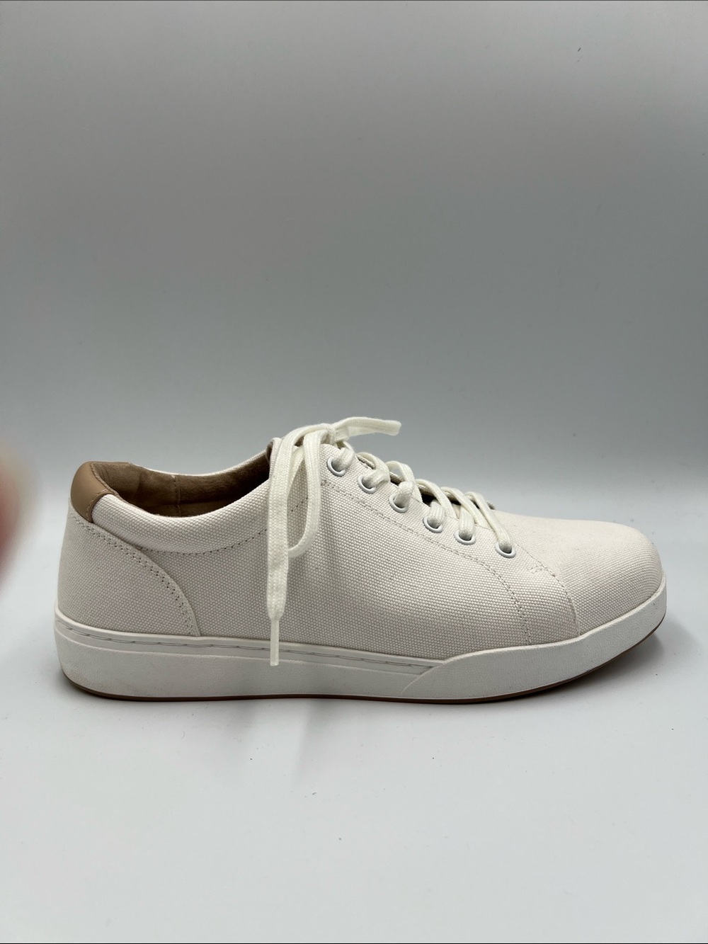 ABEO Encore lace lace-up sneaker shoe white canvas tie comfort women 8 WIDE 8W